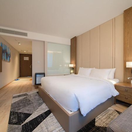 Rollton Ocean View Apartment Nha Trang Exterior photo