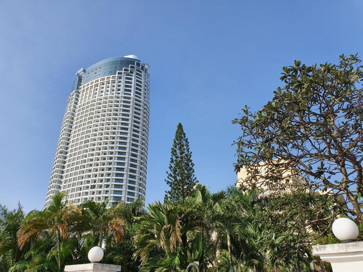 Rollton Ocean View Apartment Nha Trang Exterior photo