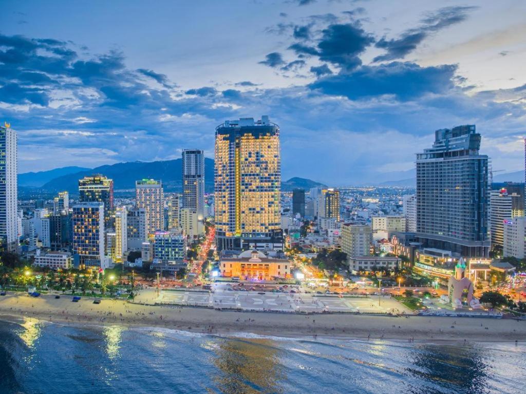 Rollton Ocean View Apartment Nha Trang Exterior photo