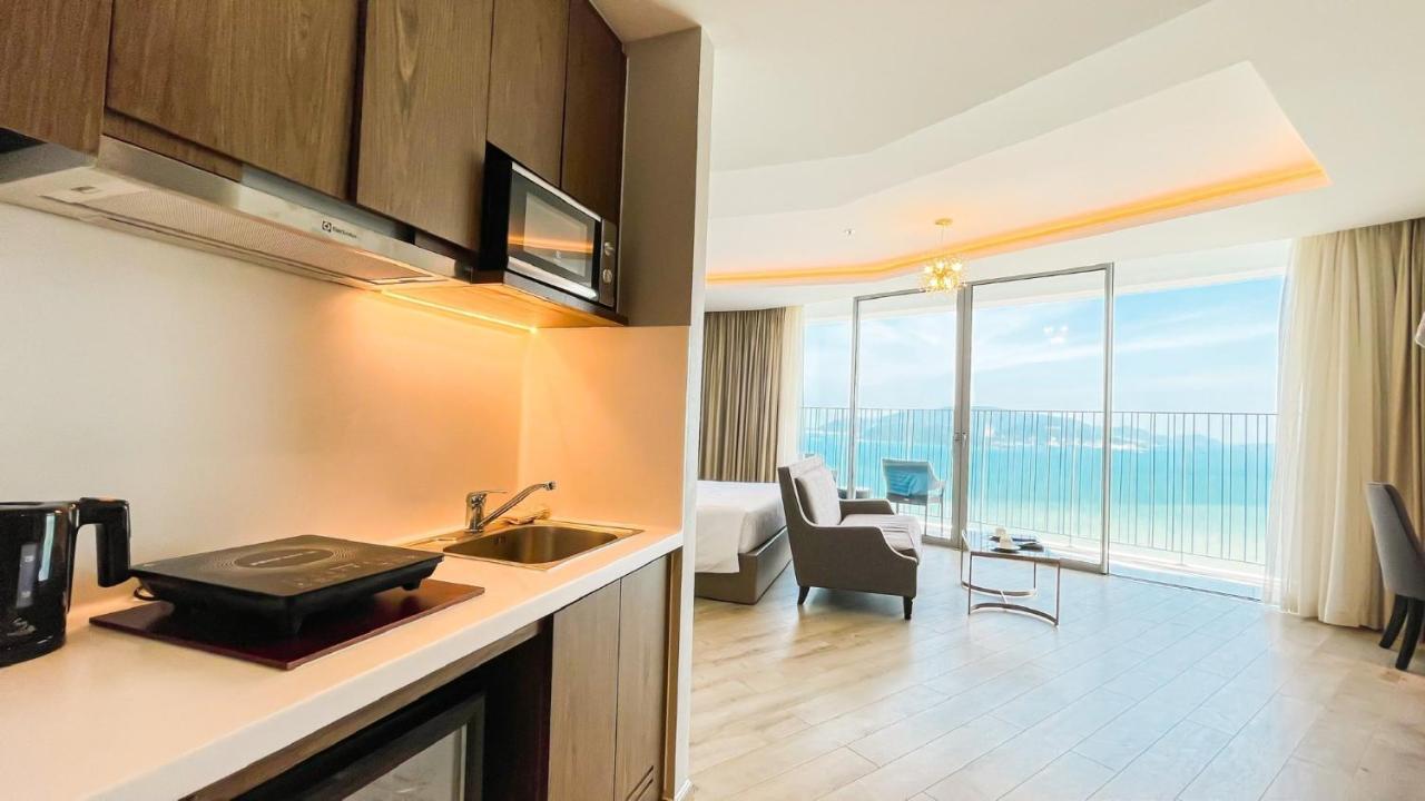 Rollton Ocean View Apartment Nha Trang Exterior photo