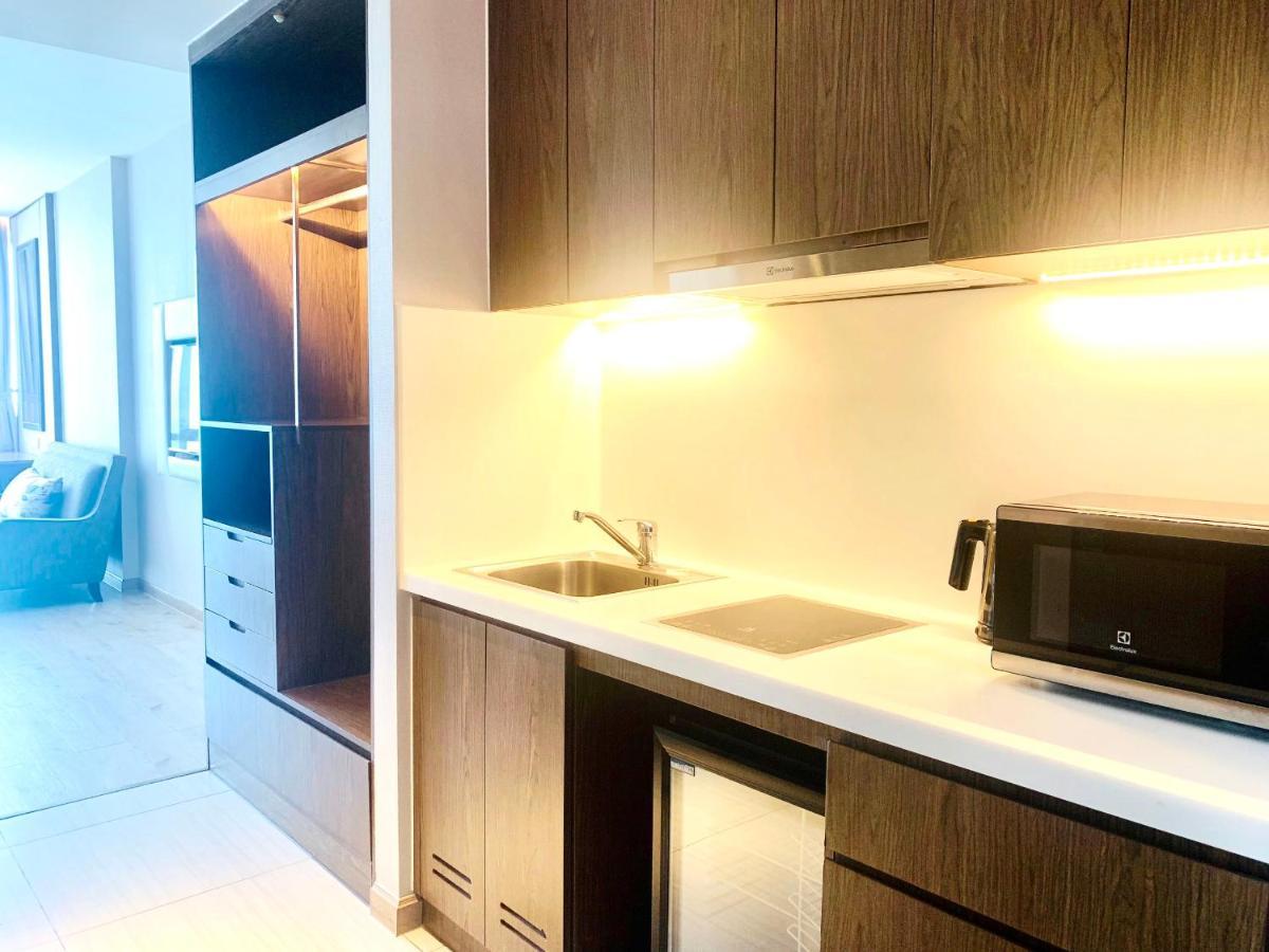 Rollton Ocean View Apartment Nha Trang Exterior photo