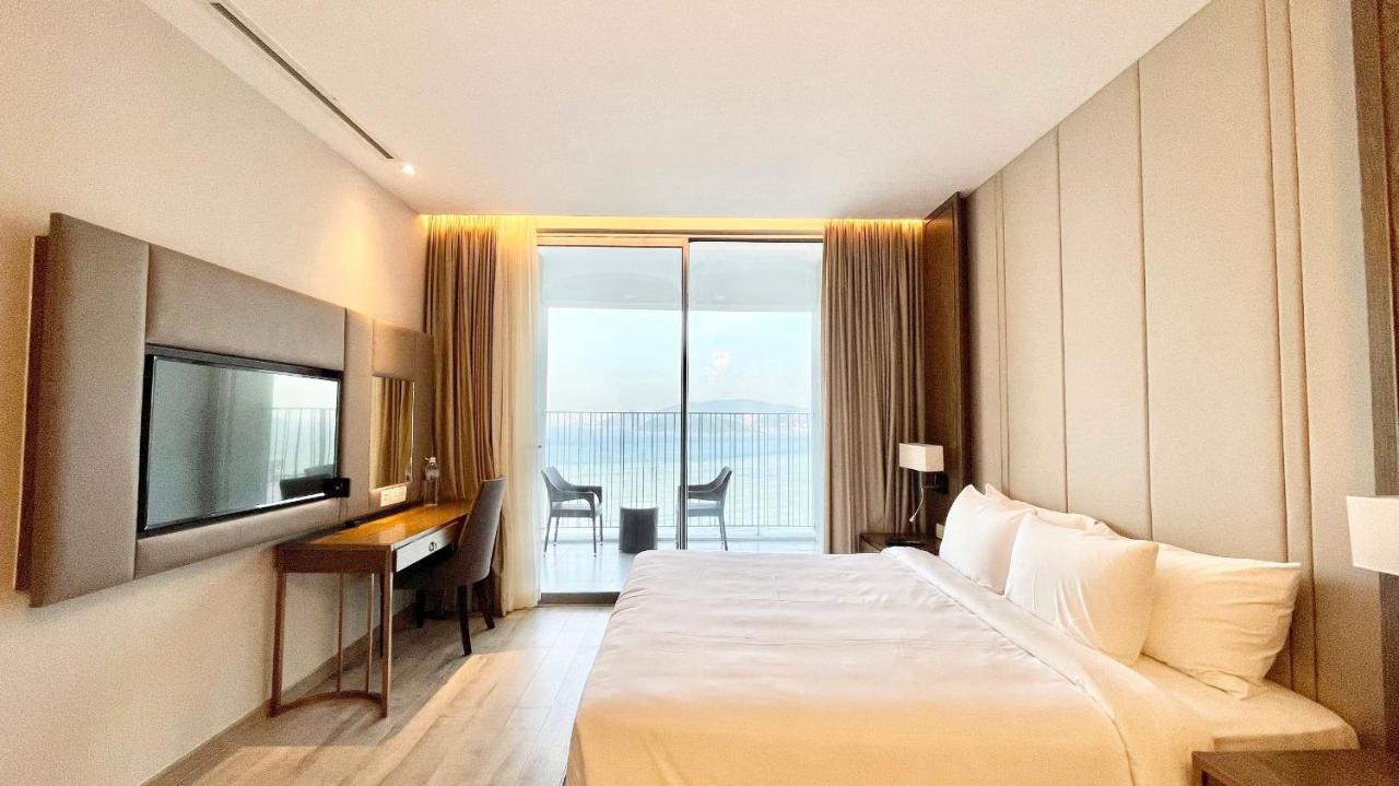Rollton Ocean View Apartment Nha Trang Exterior photo
