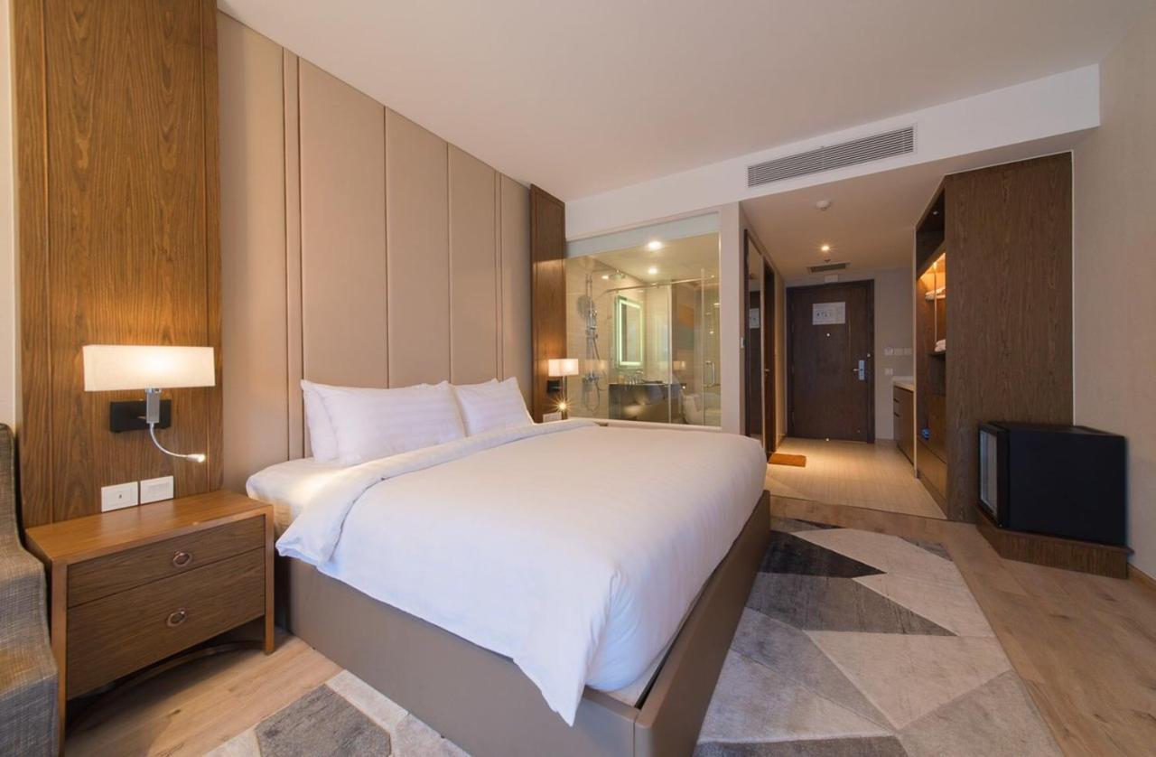 Rollton Ocean View Apartment Nha Trang Exterior photo