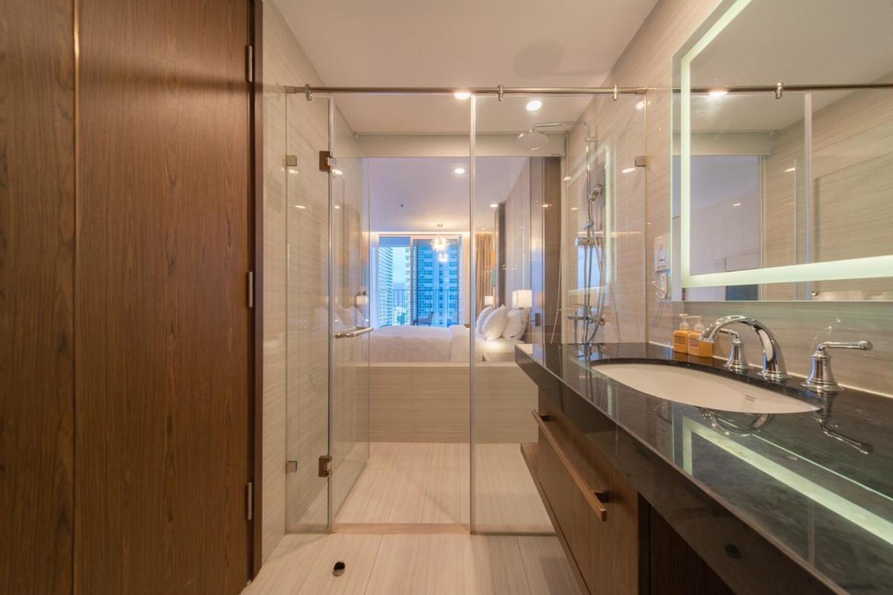 Rollton Ocean View Apartment Nha Trang Exterior photo